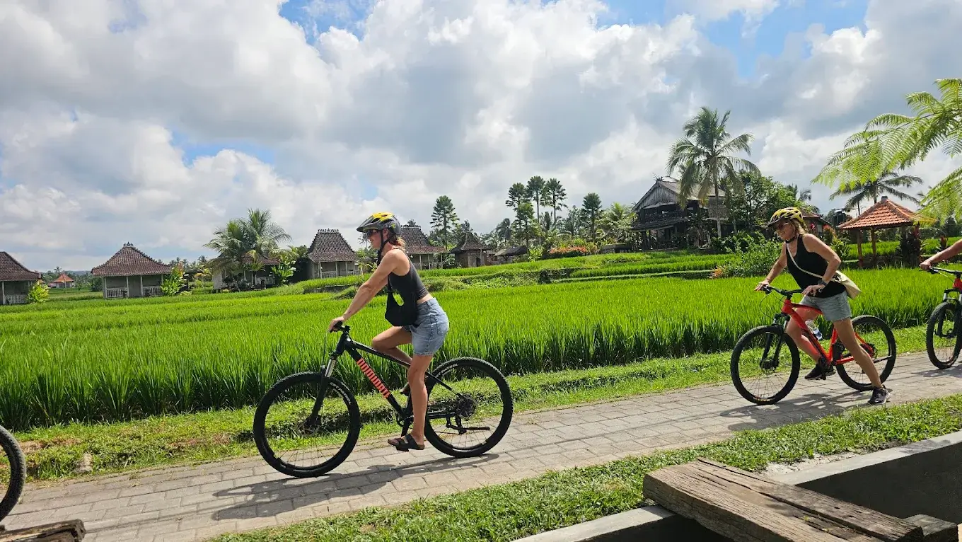 biking tour at sebatu area